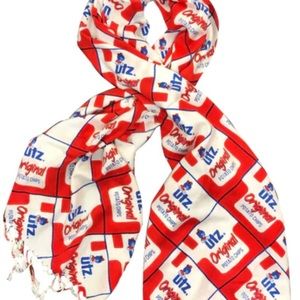 NWT Red white and Blue potato chip lovers utz scarf